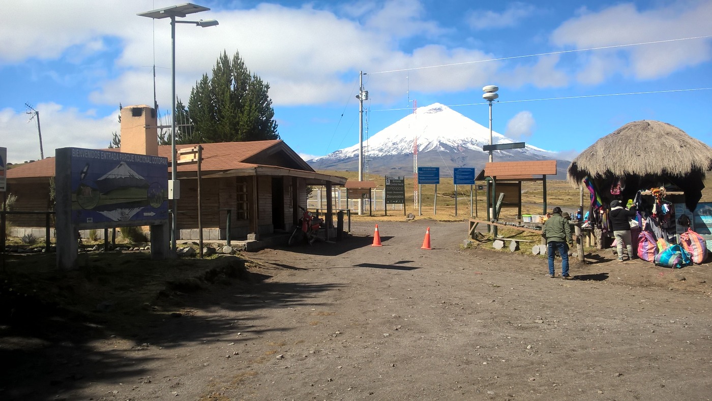entrée de la réserve du Cotopaxi