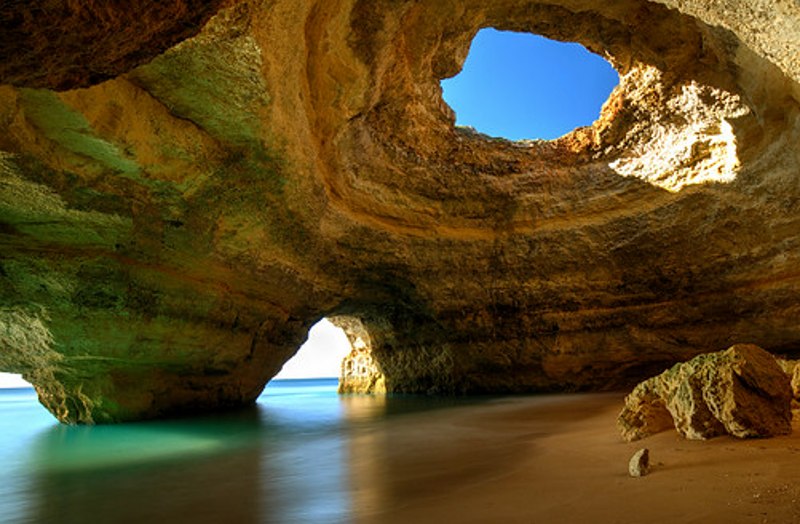 La grotte de Benagil ou l'Algar de Benagil au Portugal 