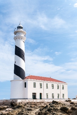 Le phare de Favàritx à Minorque, en Espagne