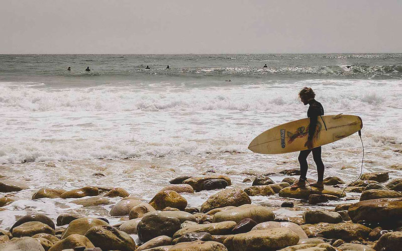 surfeur portugal