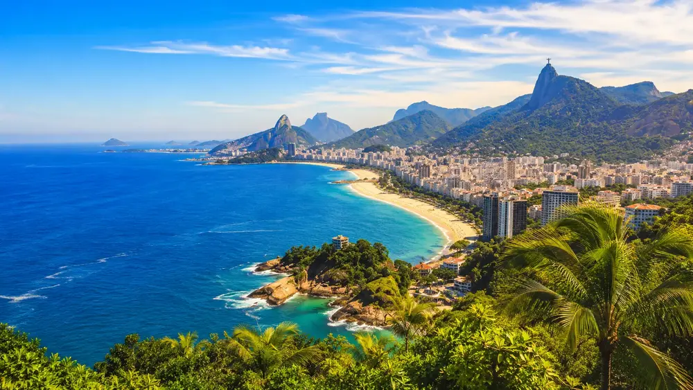 Rio de Janeiro entre mer, montagnes et ville